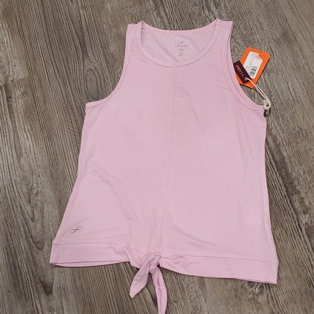 Freely Activewear Front TankTop with Kate Shorts